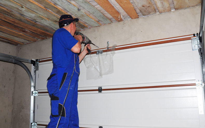 Garage-Door-Repair-Mississauga