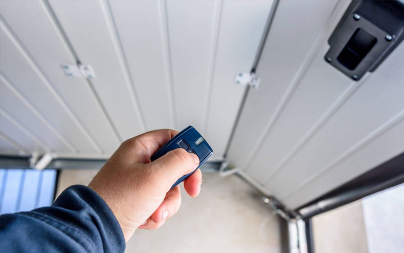 What-to-Do-If-Your-Garage-Door-Remote-Isn’t-Working